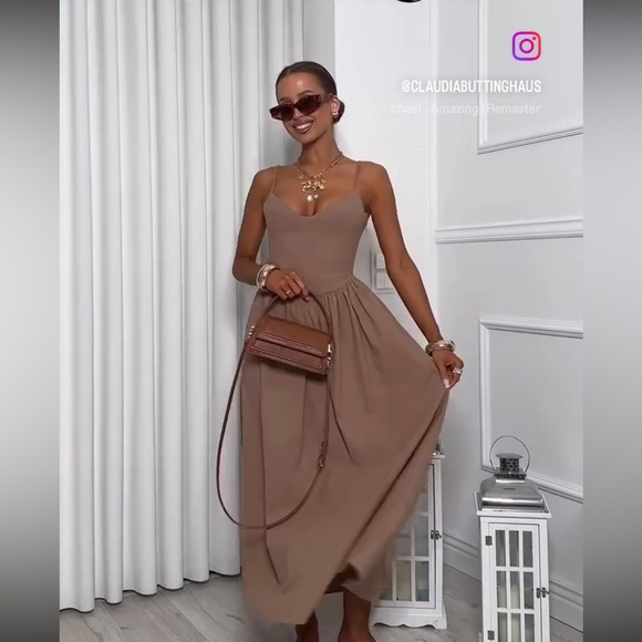 NWT ZARA 2025 collection blogger fav 2025 Dress XS 
🚨FINAL PRICE NO DISCOUNT - Picture 3 of 14